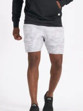 Vuori Ponto Camo 7" Shorts Size L